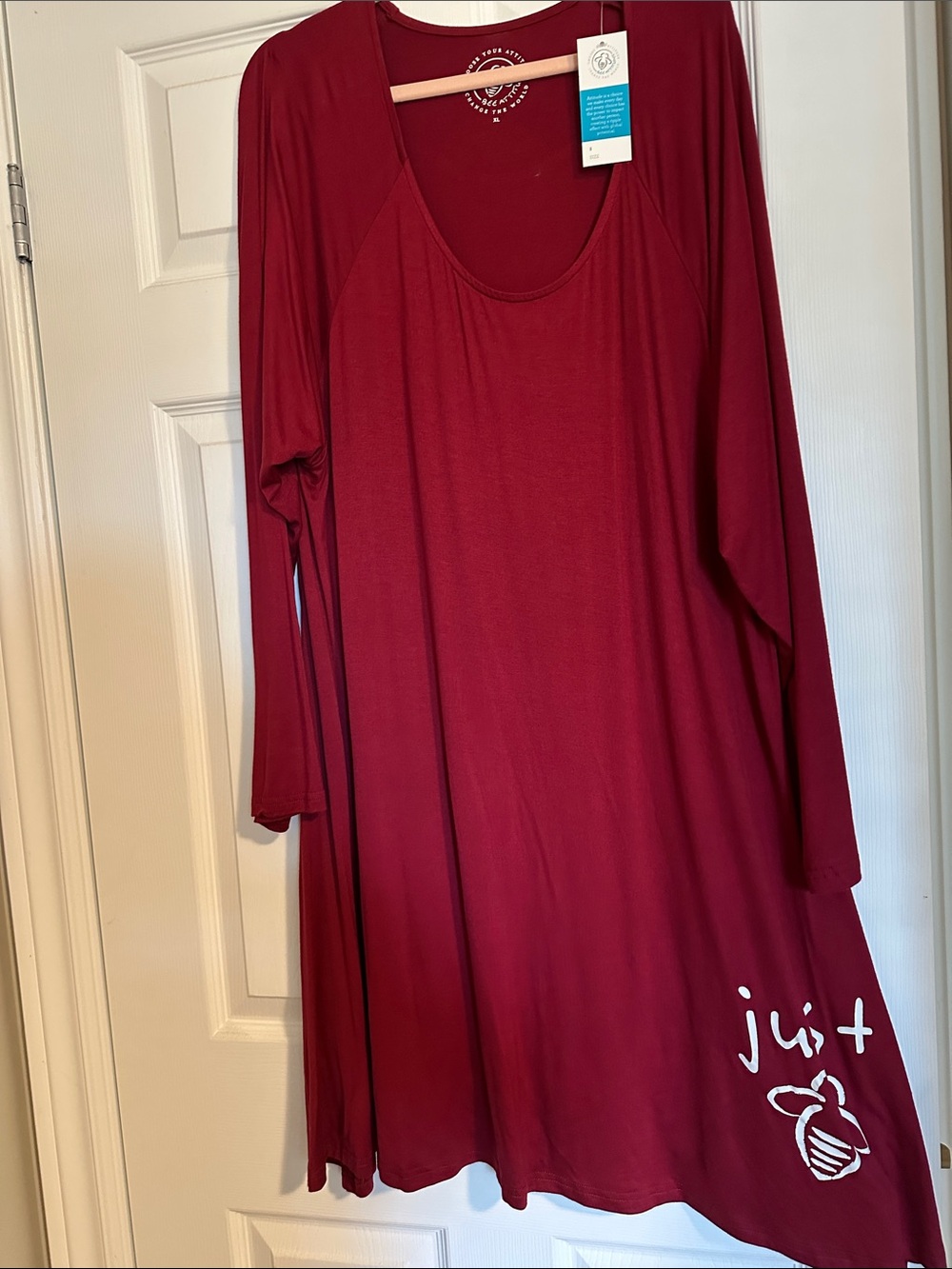 Burgundy Long Sleeve Tunic Dress with Bee Graphic - Bee Attitudes NWT Size XL